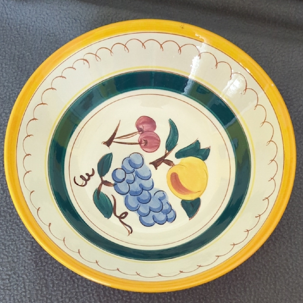 Stangl Pottery Fruit Bowl.